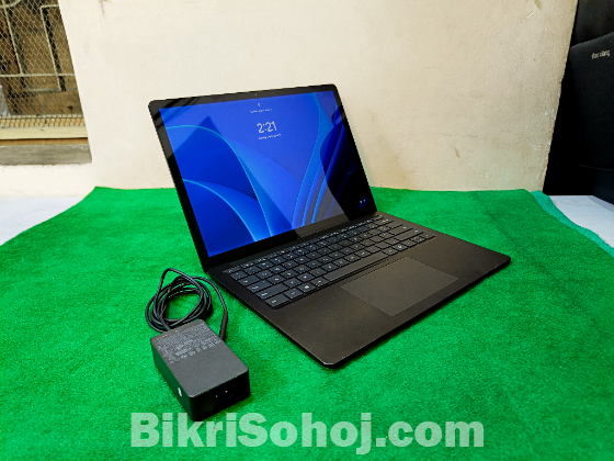 Microsoft Surface Laptop 4